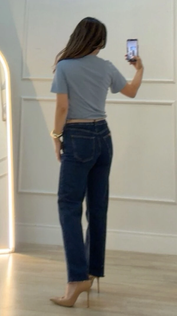 Blusa Malha Decote V Eliza Mangas Curtas