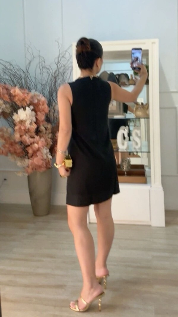 Vestido Curto Liso Annie Gola Careca