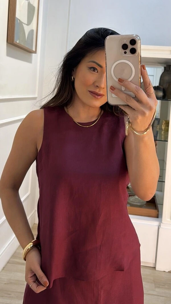 Blusa Regata Cavada Linho Priscila Barrado Arredondado