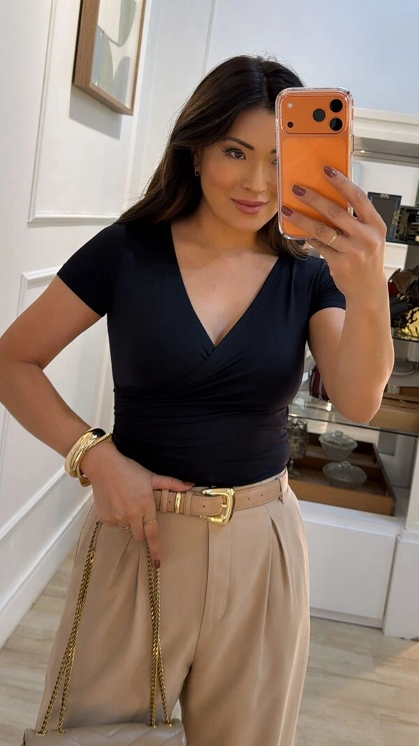 Blusa Cachequer Suplex Mangas Curtas Renata Decote V