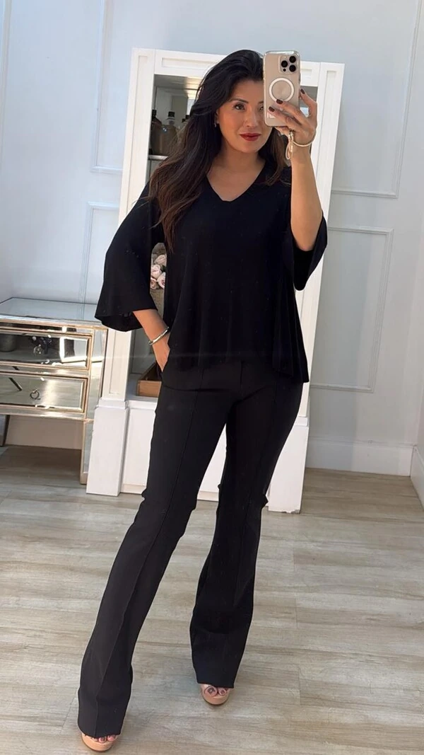 Blusa Ampla Decote V Thayna Mangas 7/8 Evasê