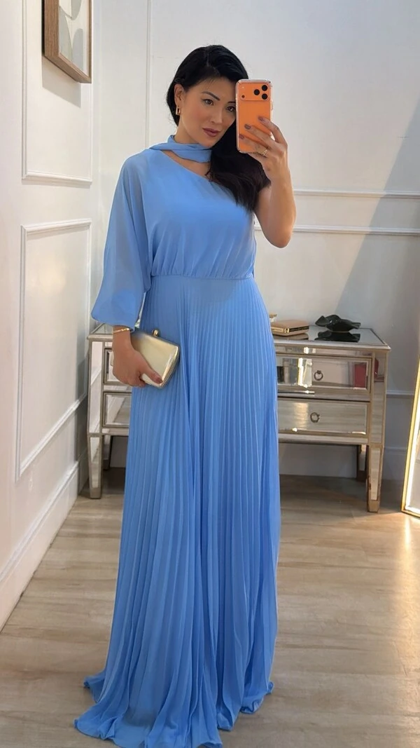 Vestido Longo Plissado Carla Manga Única Com Cinto Faixa