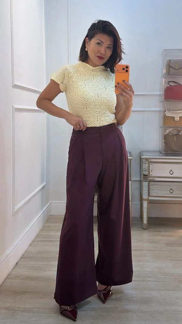Blusa Tricot Com Entremeios Gola Alta Sandy Punhos E Barrado Ondulados