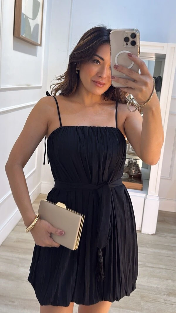 Vestido Curto Balone Chiffon Plissado Alice Com Cinto Faixa Com Tassel