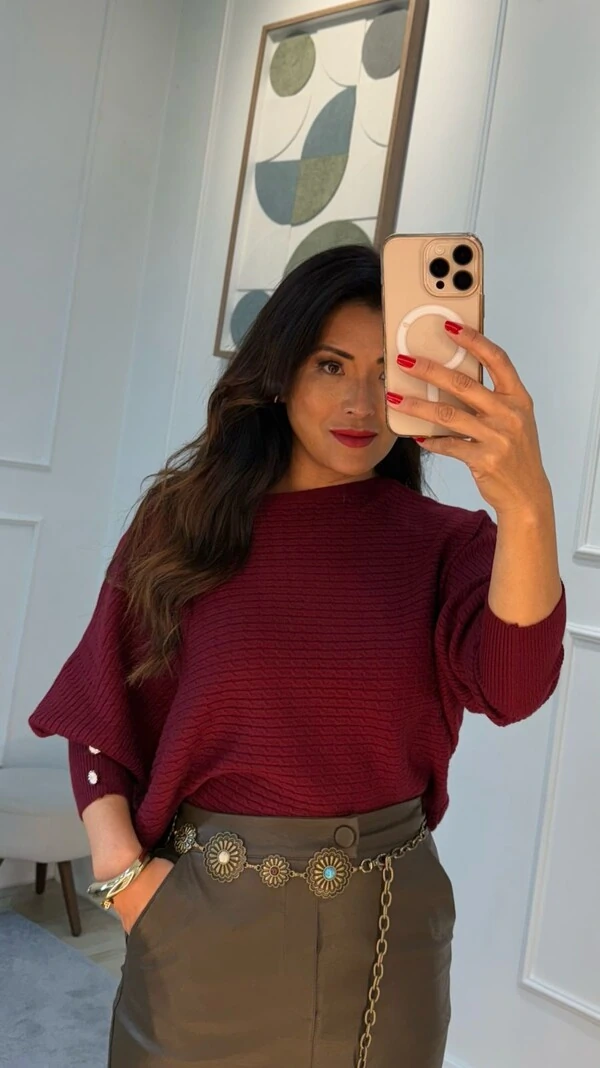 Poncho Tricot Texturizado Maisa Punhos Largos Com Botões Perolados