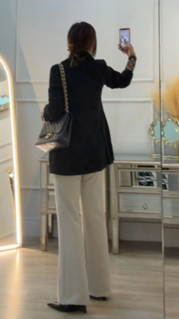Calça Pantalona Alfaiataria Monica Nervura Frontal