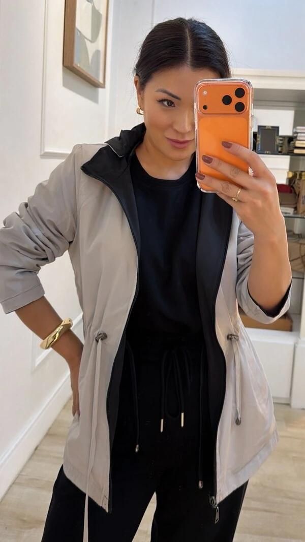 Parka Dupla Face Capuz Removível Manu Com Puxadores Reguláveis