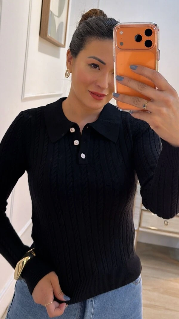 Blusa Tricot Gola Polo Agatha Botões Resinados Na Gola