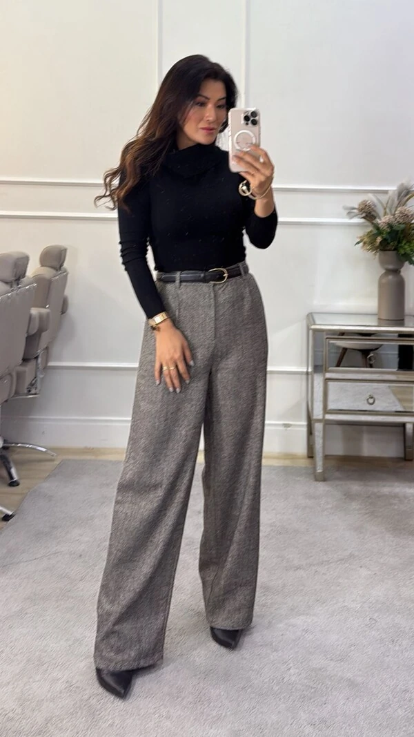Blusa Tricot Anahí Gola Rolê
