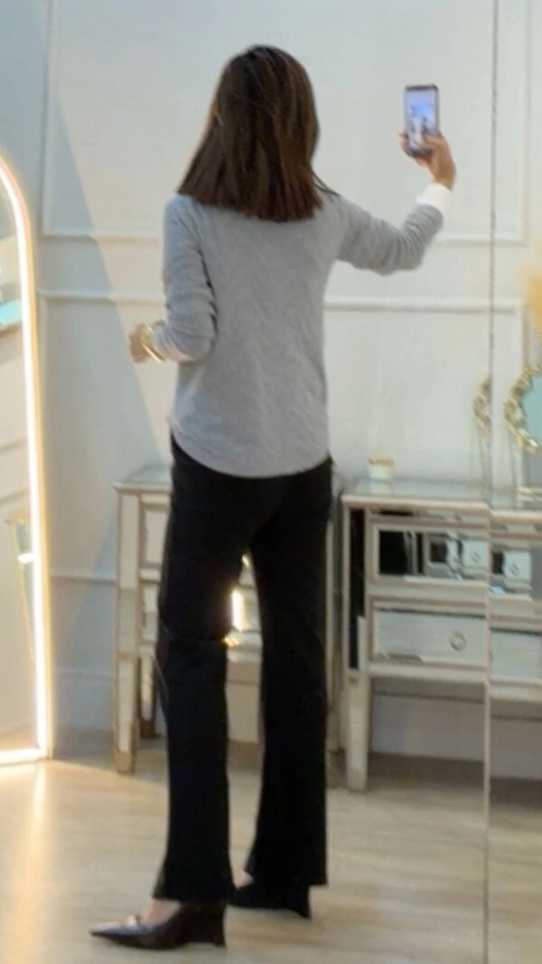 Blusa Tricot Nervuras Em Zigue-Zague Noelle Barrado Arredondado