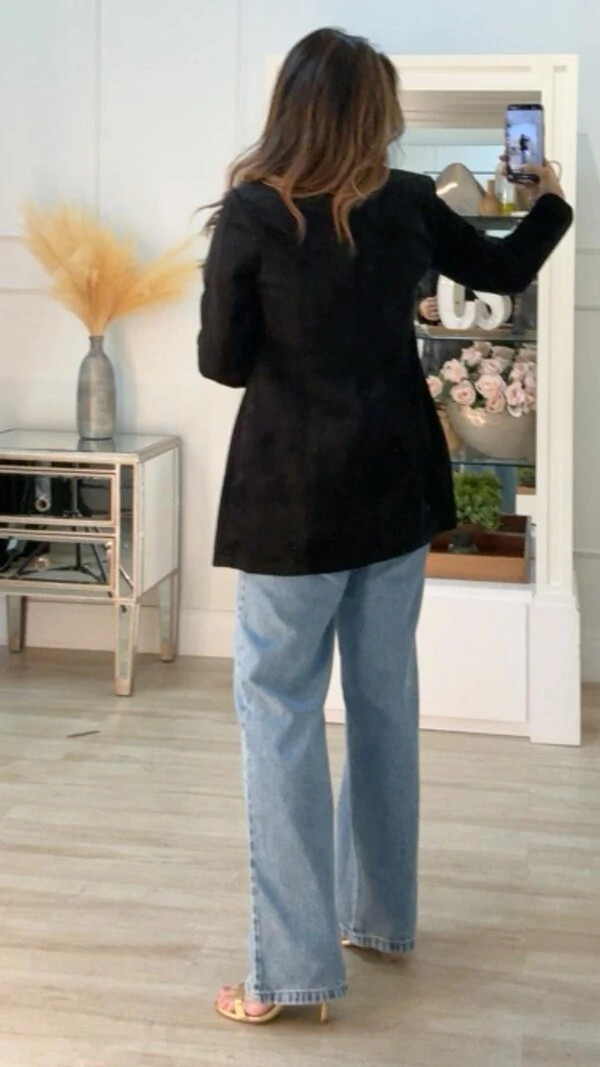 Casaco Veludo Cotelê Nubia Bolsos Com Relevo