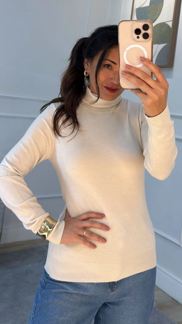 Blusa Cacharrel Lisa Chiara Com Canelado Nos Ombros