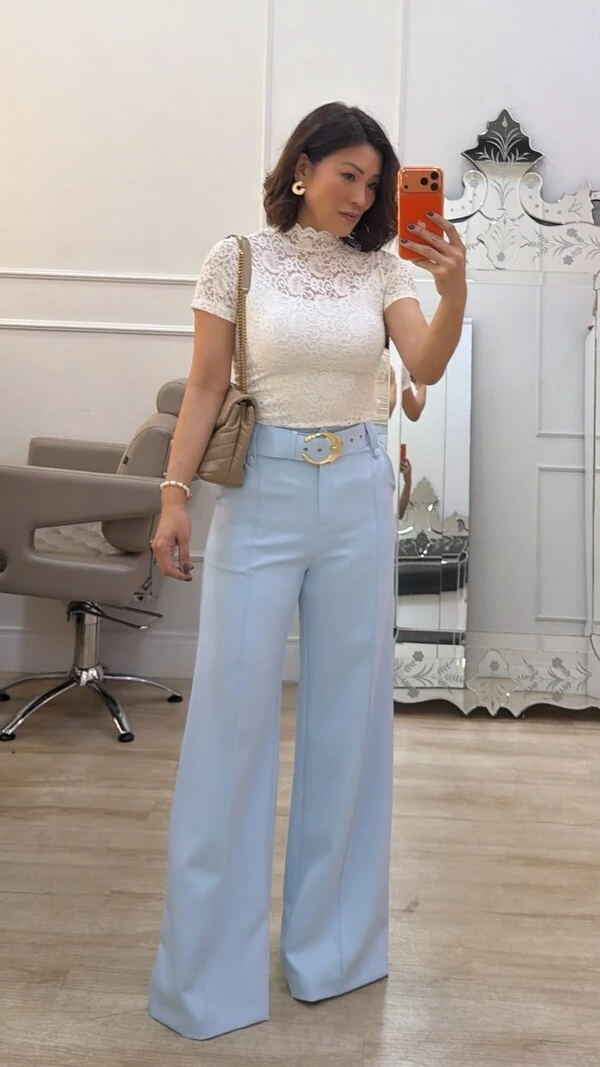 Blusa De Renda Graziela Gola Alta