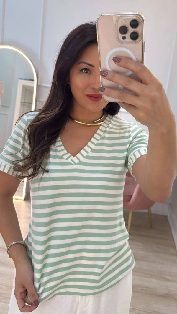 Blusa Malha Listrada Bianca Decote V