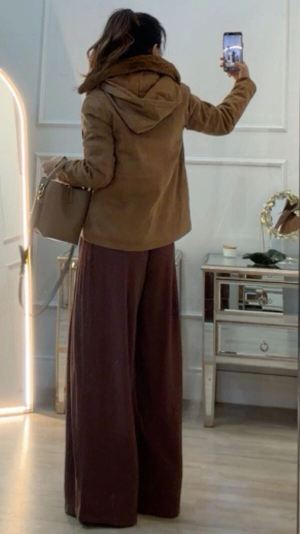 Parka Casaco Suede Sandy Capuz Com Gola De Pelo