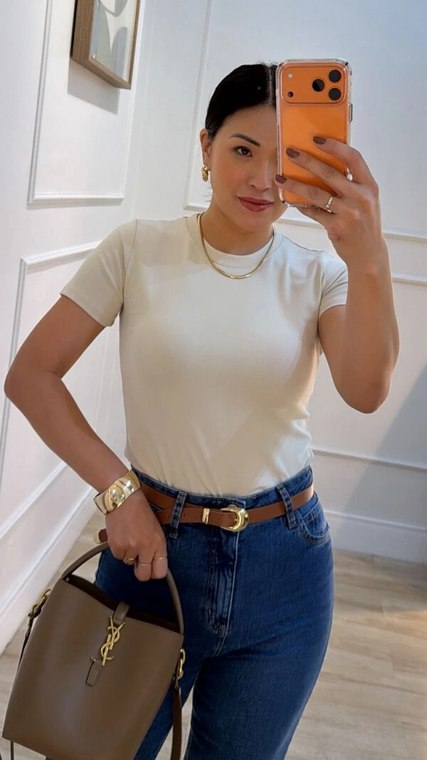 Blusa De Malha Bruna Mangas Curtas
