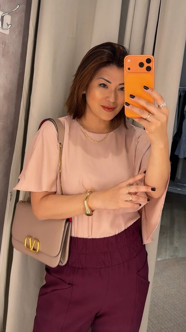 Blusa Crepe Laura Com Sobreposição De Babado Assimétrico