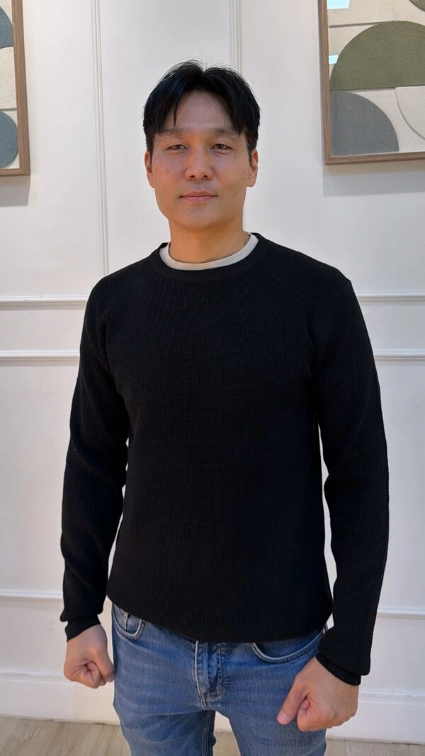 Blusa Tricot Ampla Rodrigo Gola Careca E Mangas Longas