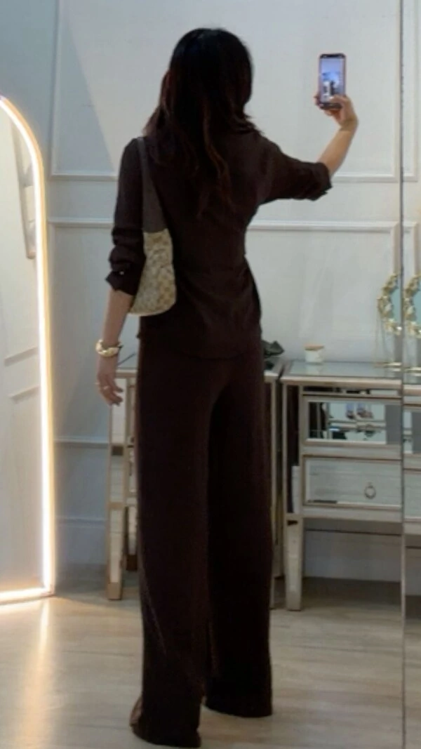 Calça Pantalona Luna Botão Dourado