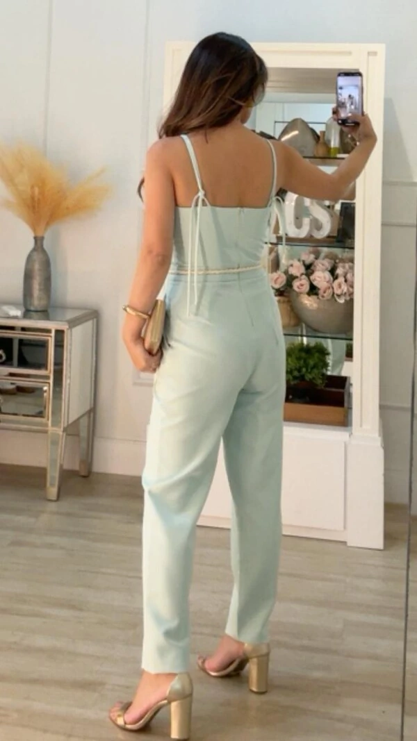 Macacão Alfaiataria Alças Duplas Com Amarração Posterior Isis Cinto Corda