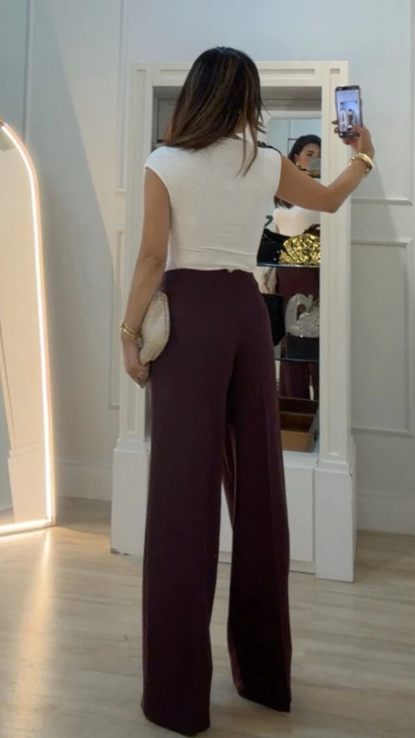 Blusa Manga Japonesa Olivia Com Franzido No Ombro