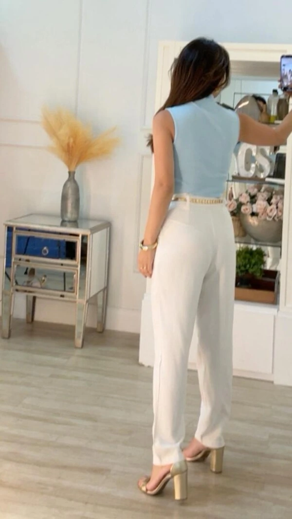 Blusa Regata Malha Canelada Grazi Gola Alta