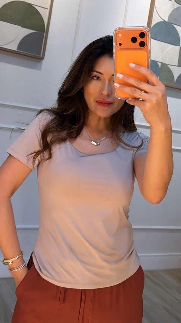 Blusa Suplex Decote Em U Brooke Mangas Curtas