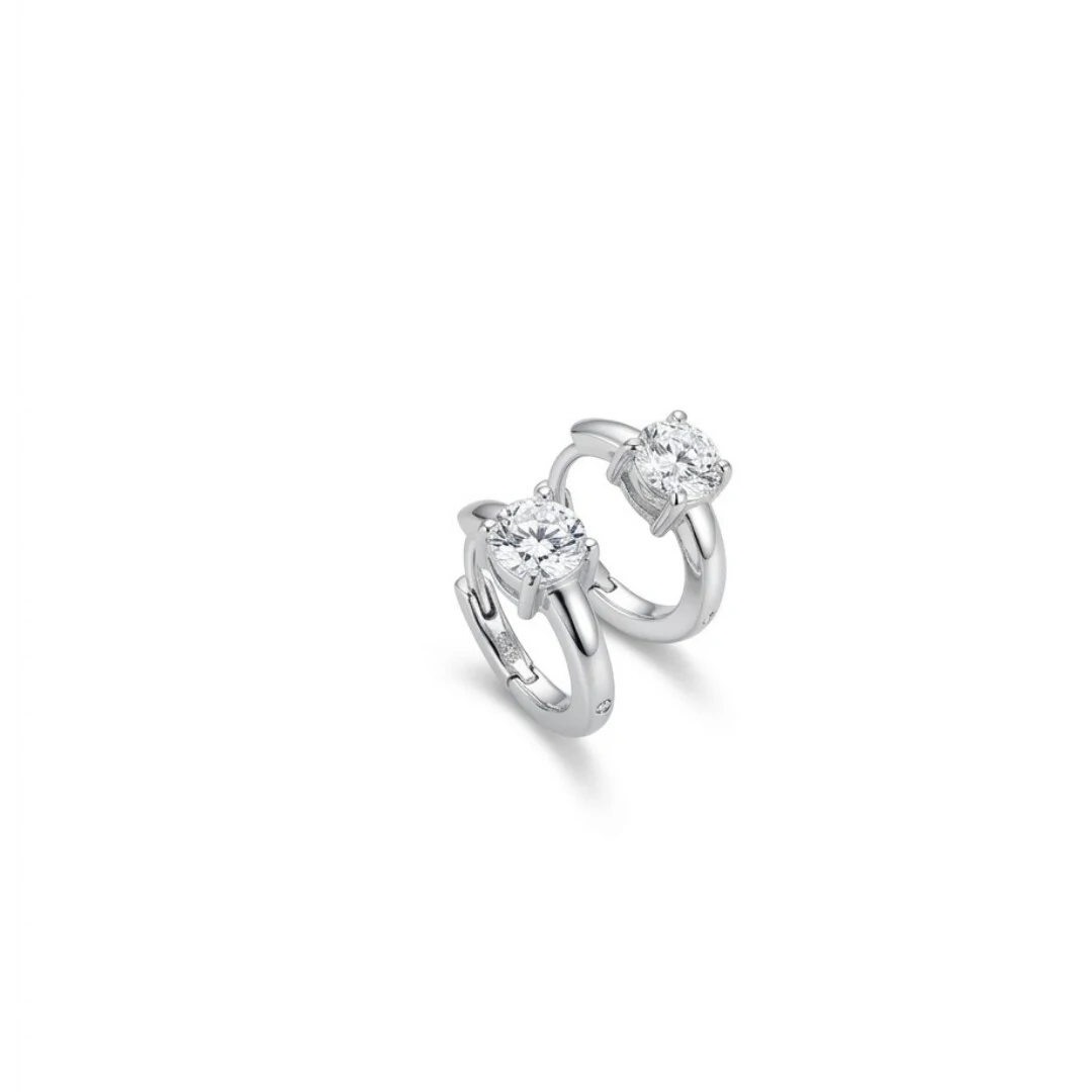 Foto Argola Solitária com Moissanite Redonda | Prata 925 com Ródio | 1,5 cm | Moissanite 0,5 cm