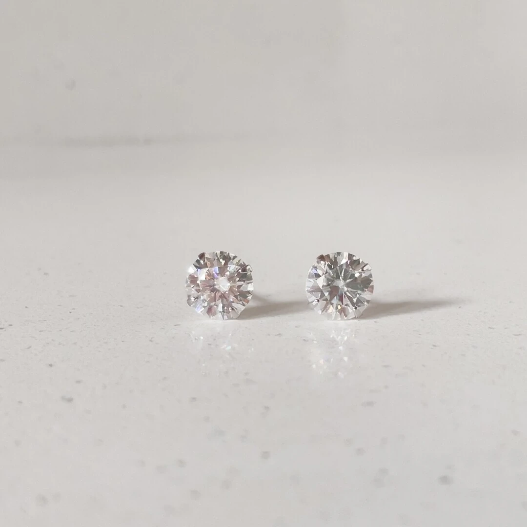 FotoBrinco Ponto de Luz Moissanite 8 MM Prata 925