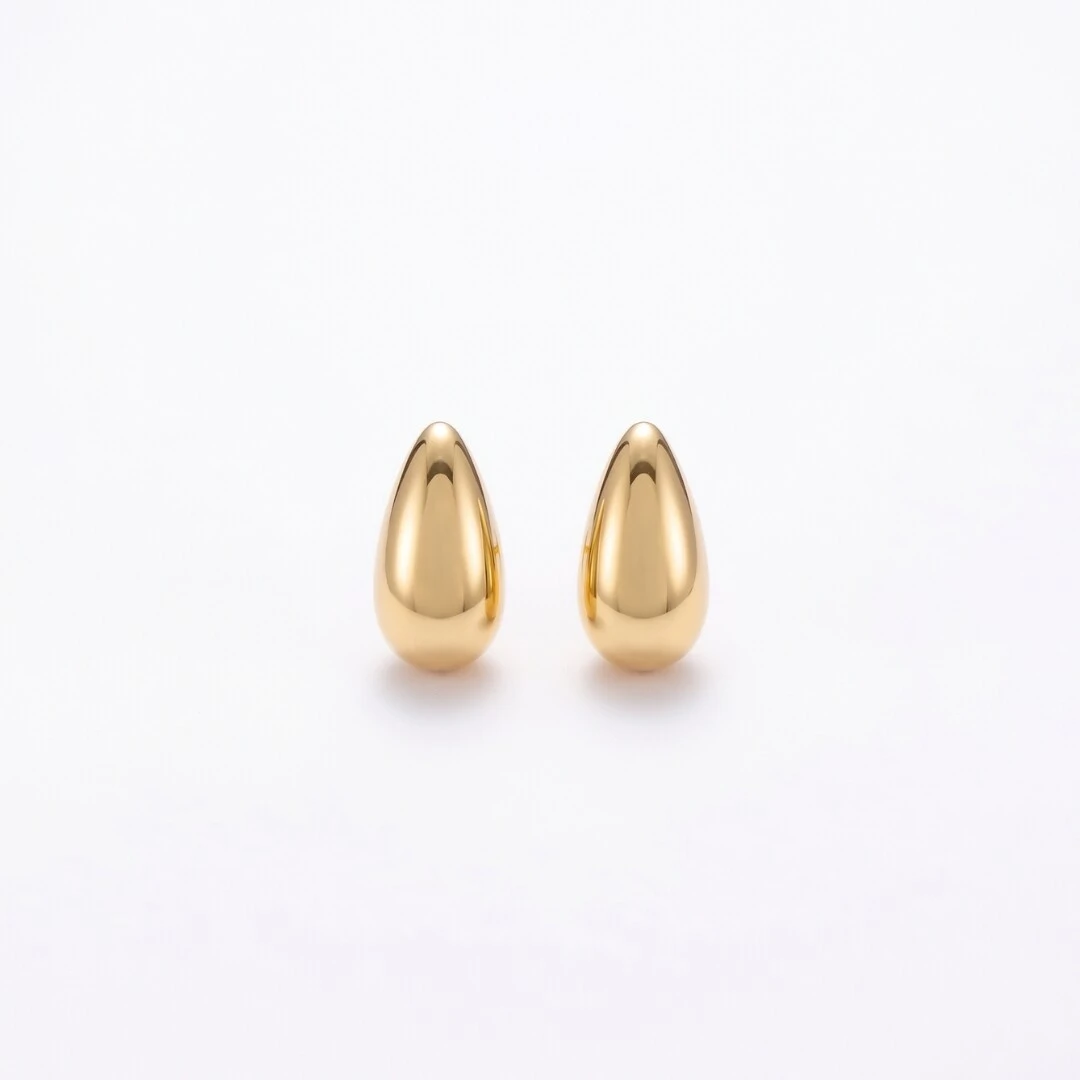 Foto Brinco Gota Abaulada Lisa | Banho de Ouro 18k | 1,7x0,9cm