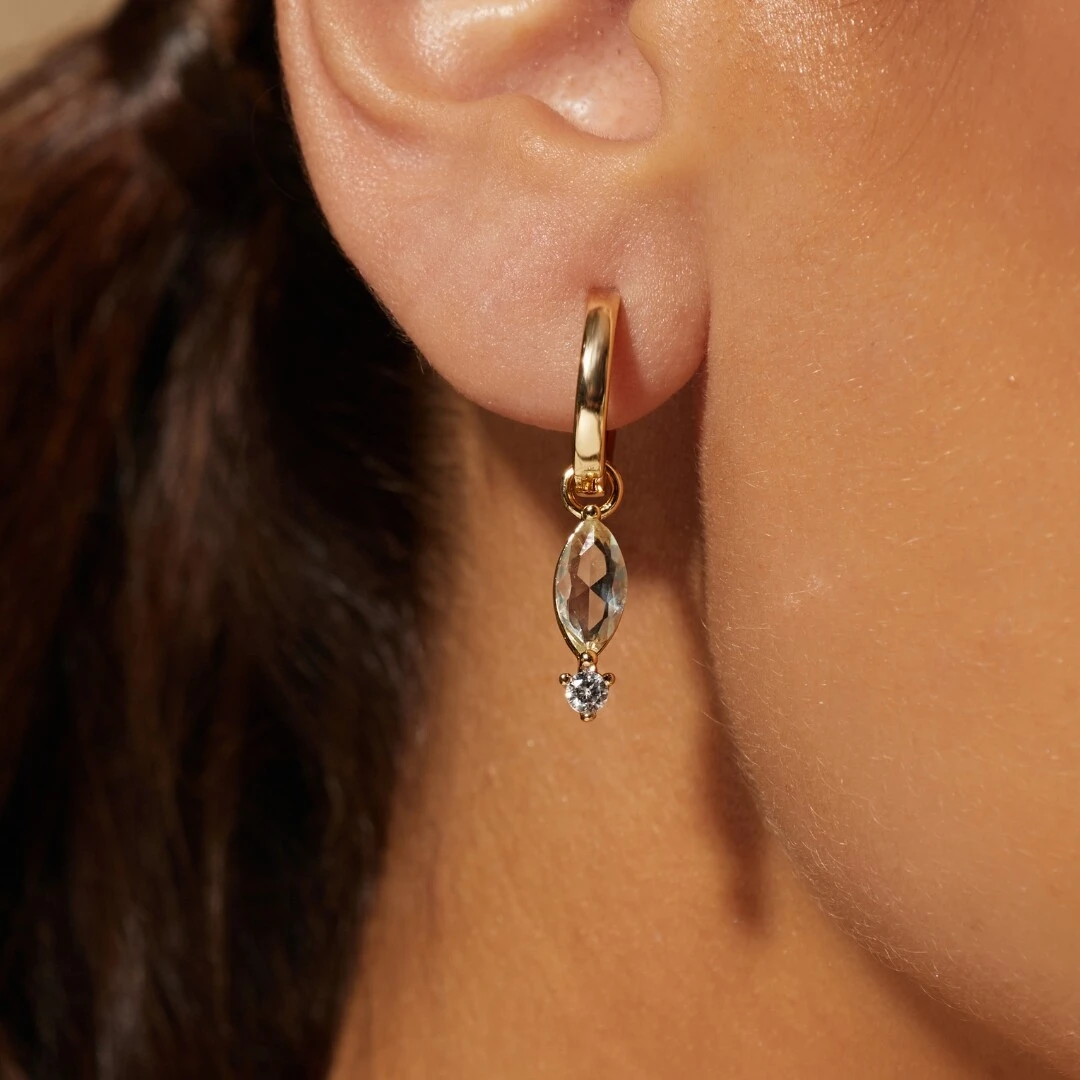 Foto Argola Ear Bling com Charm Navete Cristal Topázio Azul e Zircônia Branca | Liga Metálica Banho Ouro
