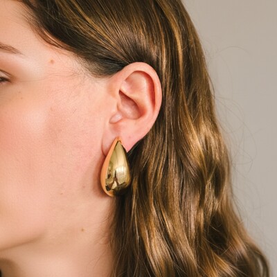 FotoBrinco Gota Pêra Lisa Banho de Ouro 18 K