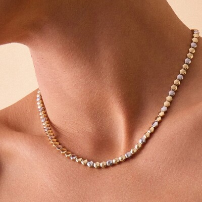 Foto Colar Choker Mix de Banhos Geometric Shape Ródio Branco e Ouro