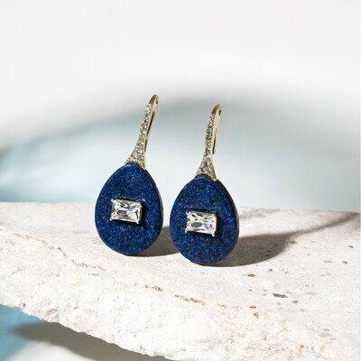 Foto Brinco Gota Lápis Lazuli Lab e Zircônia Fecho Gancho Banho de Ouro 18k
