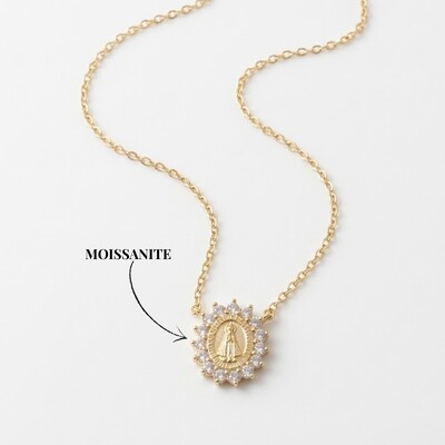 Foto Colar Nossa Senhora Aparecida Moissanite Corrente Regulável Prata com Banho de Ouro