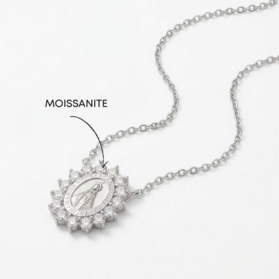 Foto Colar Nossa Senhora Aparecida Moissanite Corrente Regulável Prata com Banho de Ródio