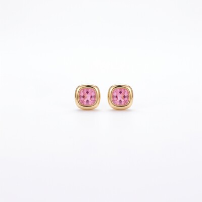 Foto Brinco Quadrado Zircônia Rosa Claro | Banho de Ouro 18k | 7mm