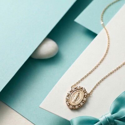 FotoColar Nossa Senhora das Graças Moissanite e Esferas | Prata com Banho de Ouro 18k | Medalha Milagros