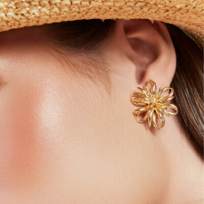 Foto Brinco Flor Navete Brisa Banho de Ouro 18 K