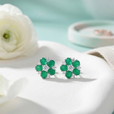 Foto Brinco Flor Esmeralda Fusion Beth Prata 925