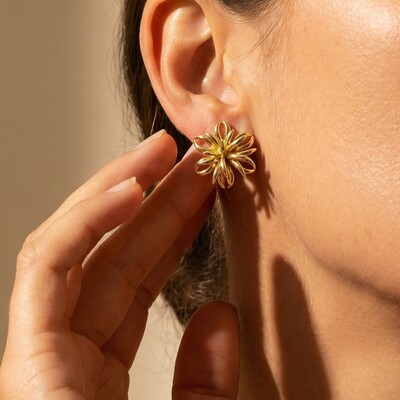 FotoBrinco Flor Navete Brisa Banho de Ouro 18 K