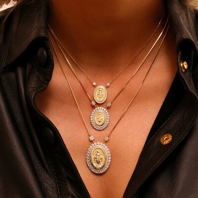 FotoColar Nossa Senhora das Graças M Moissanite Prata Banho de Ouro 18 K