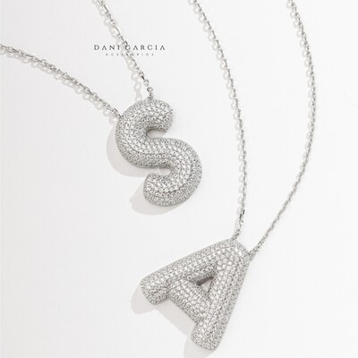 Foto Colar Letra Cravejada Hailey Prata 925