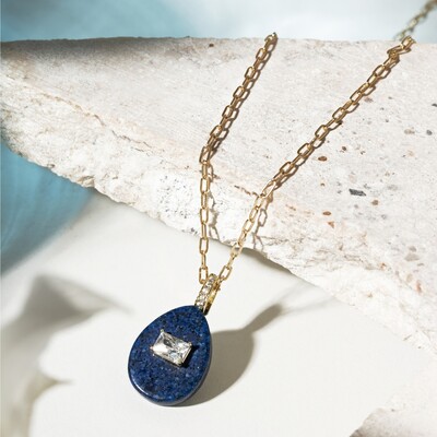 Foto Colar Gota Lápis Lazuli Lab e Zircônia Banho de Ouro 18k
