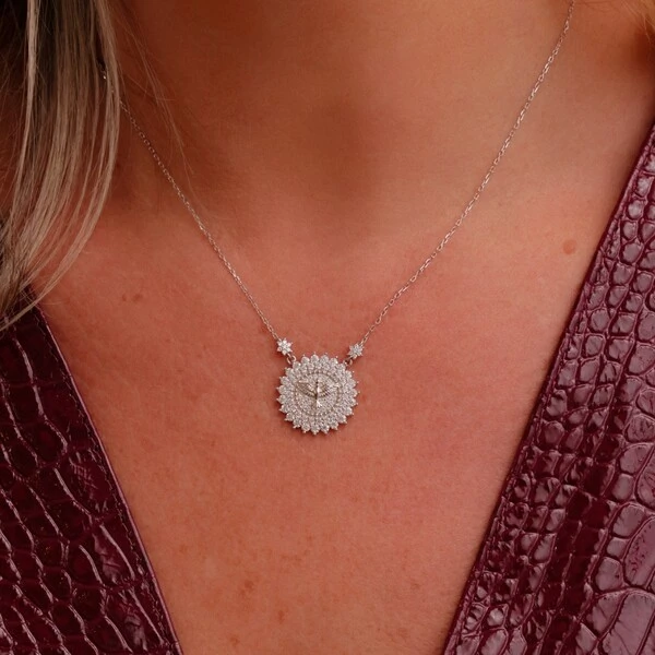 Colar Divino Espírito Santo Moissanite | Prata 925 com Ródio Branco | Certificado GRA | Pingente 2cm