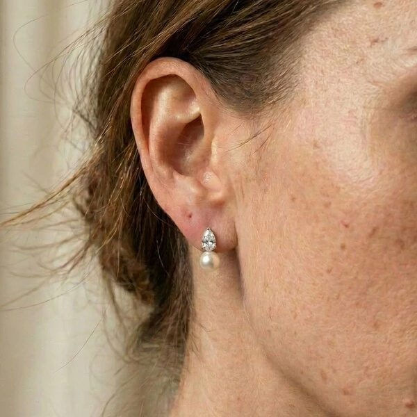 Brinco Pérola Gota Ruth Prata 925