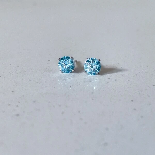 Brinco Solitário 6 MM Água Marinha Prata 925