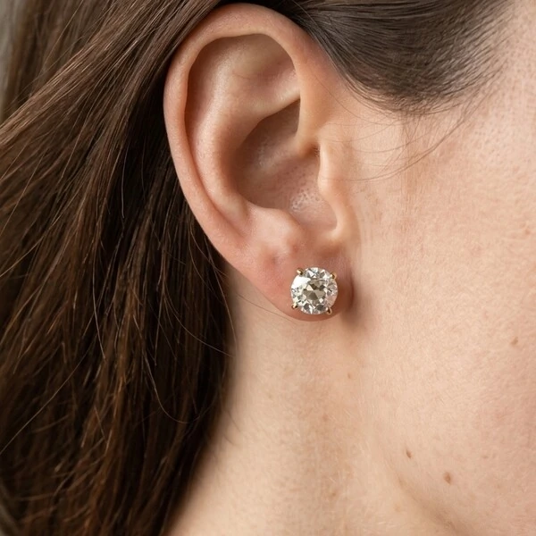 Brinco Solitário Moissanite Rose Cut 10mm | Prata com Banho de Ouro 18k | 8ct | Certificado GRA