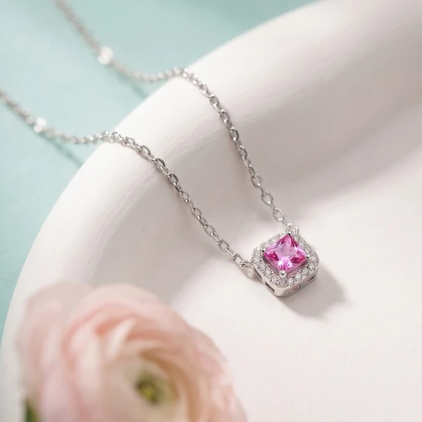 Colar Zircônia Turmalina Pink com Halo | Prata 925 com Ródio Branco | Pingente 7mm | Corrente 40–50c