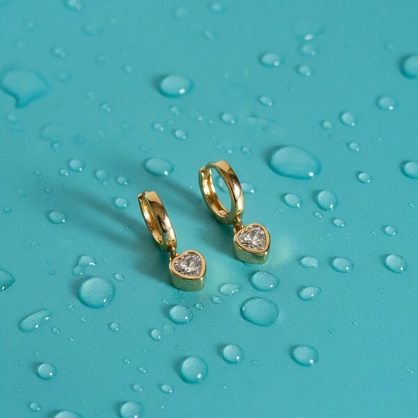 Argola Pêndulo Coração Banho de Ouro 18 K